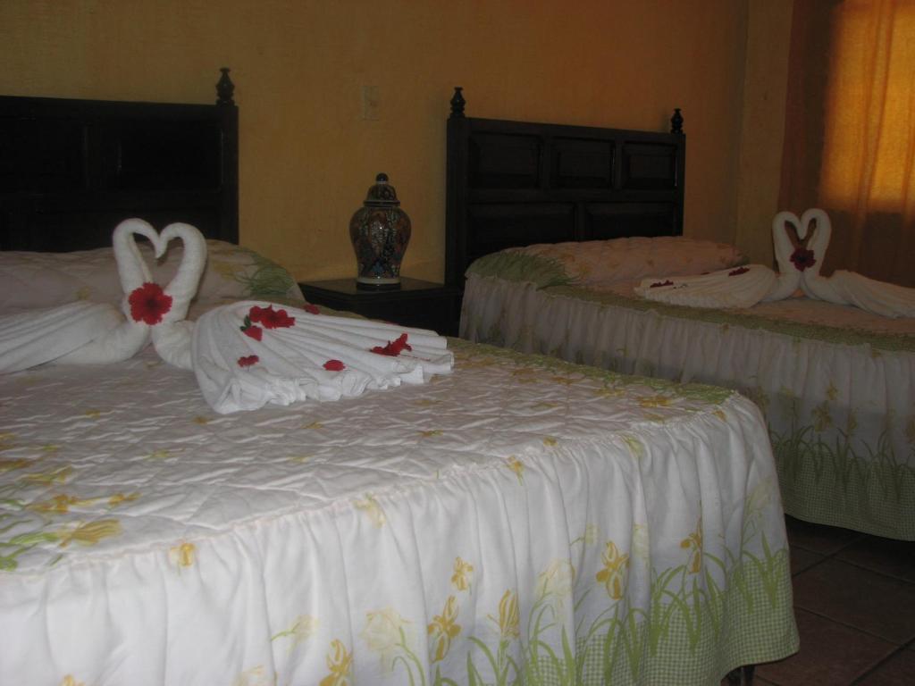 Bungalows El Delfin Rincon de Guayabitos Room photo